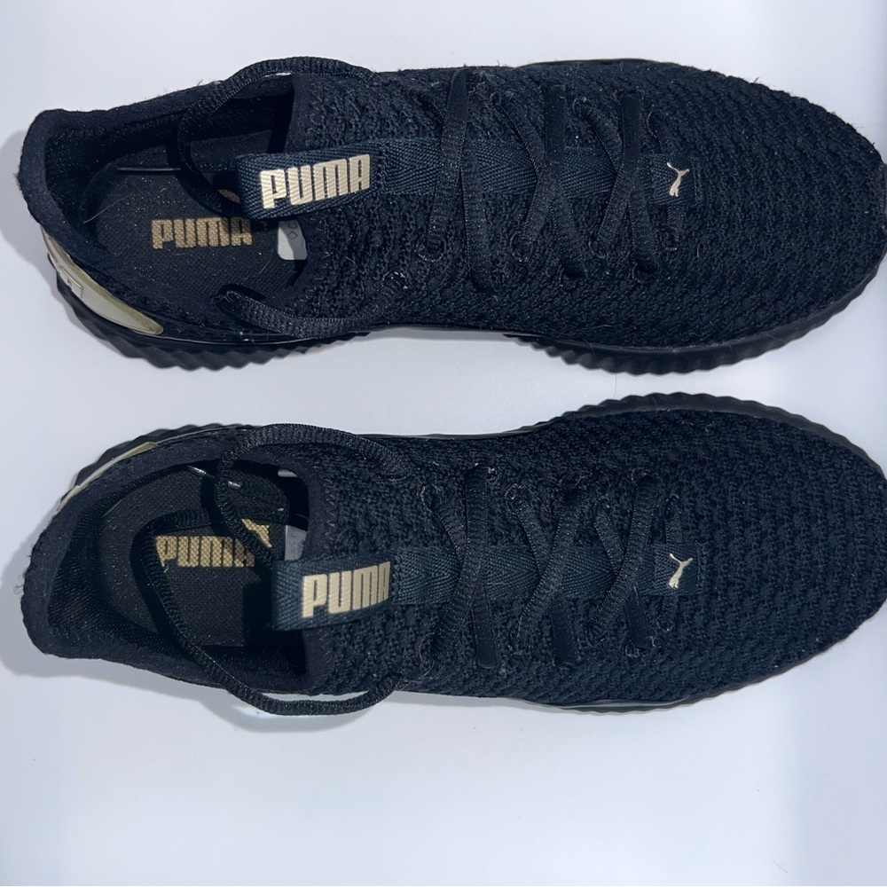 PUMA Women's Defy Varsity WN's sneaker